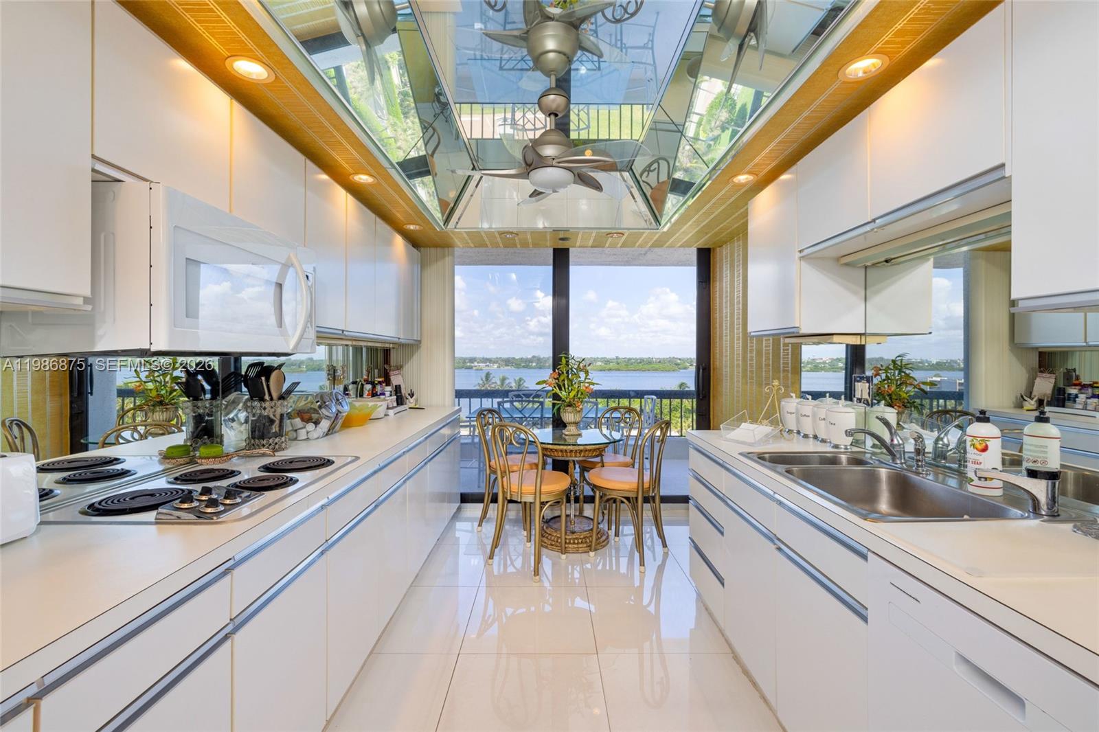 2660 S Ocean Blvd #603N Palm Beach, FL 33480