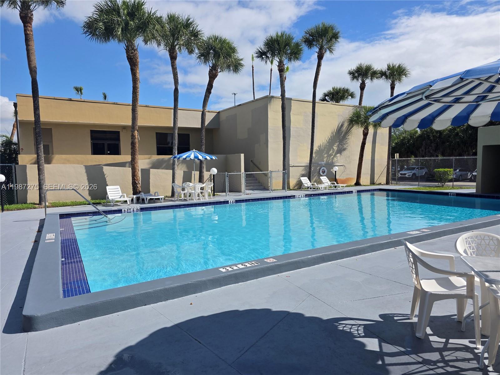 8615 NW 8th St #319 Miami, FL 33126