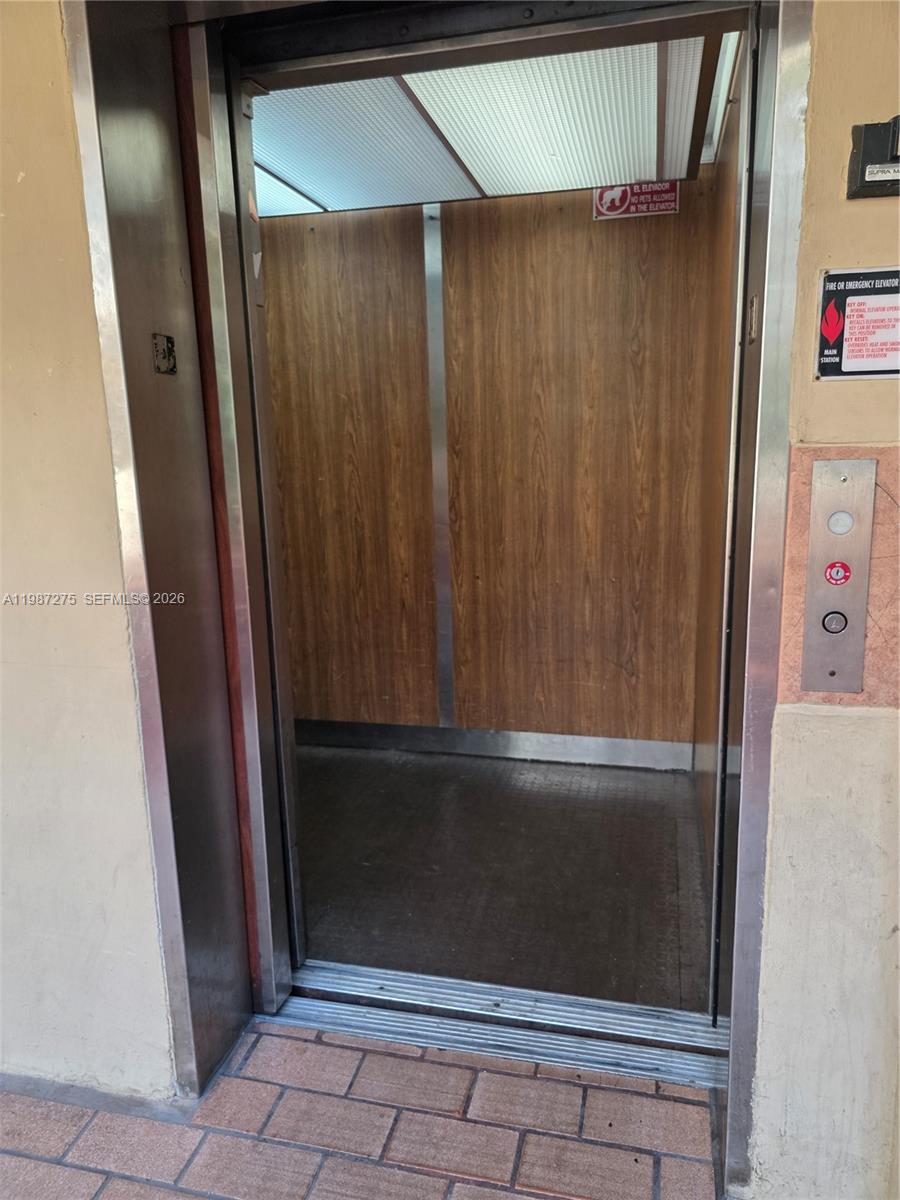 8615 NW 8th St #319 Miami, FL 33126