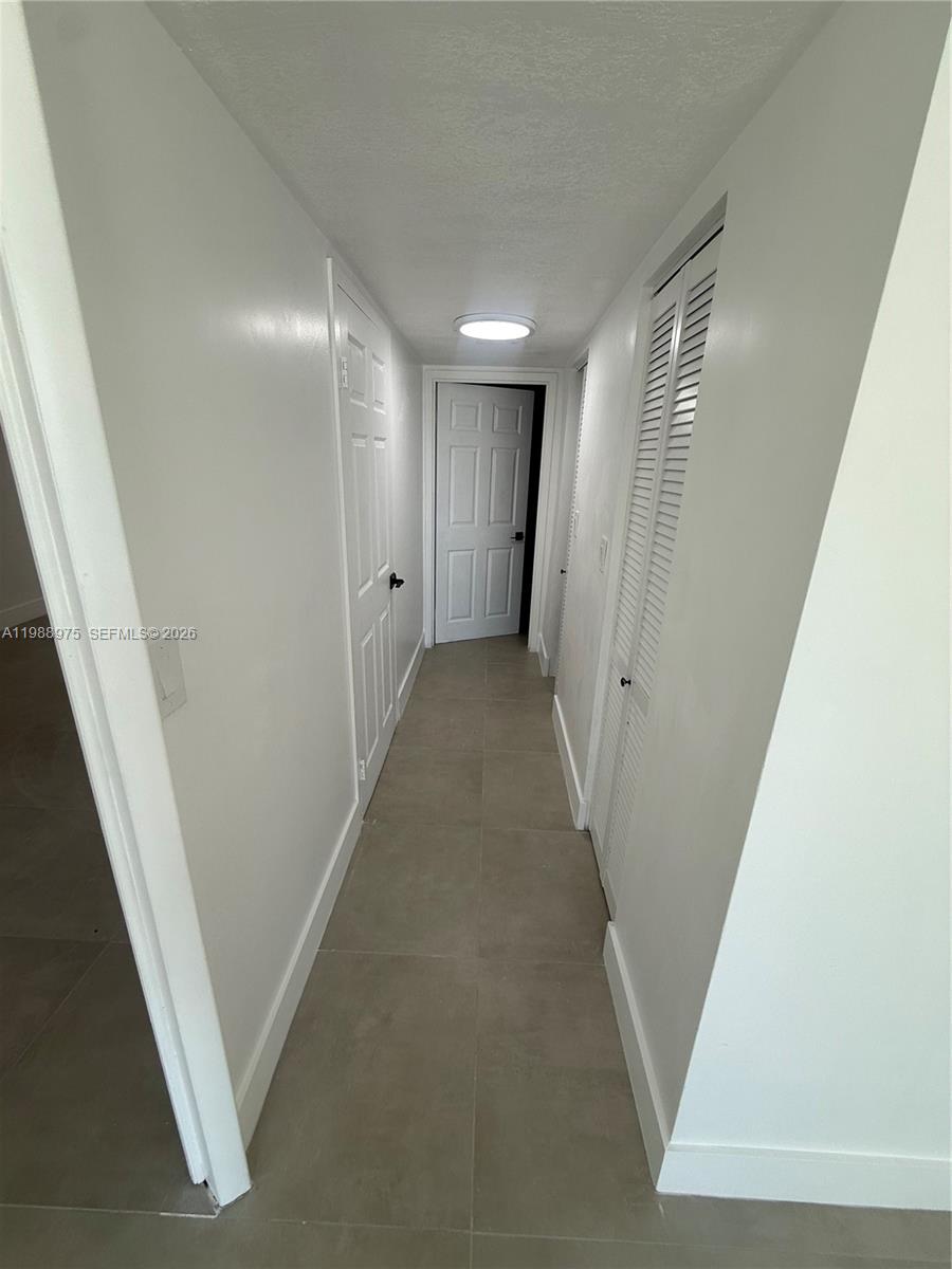 6937 Bay Dr Miami Beach, FL 33141