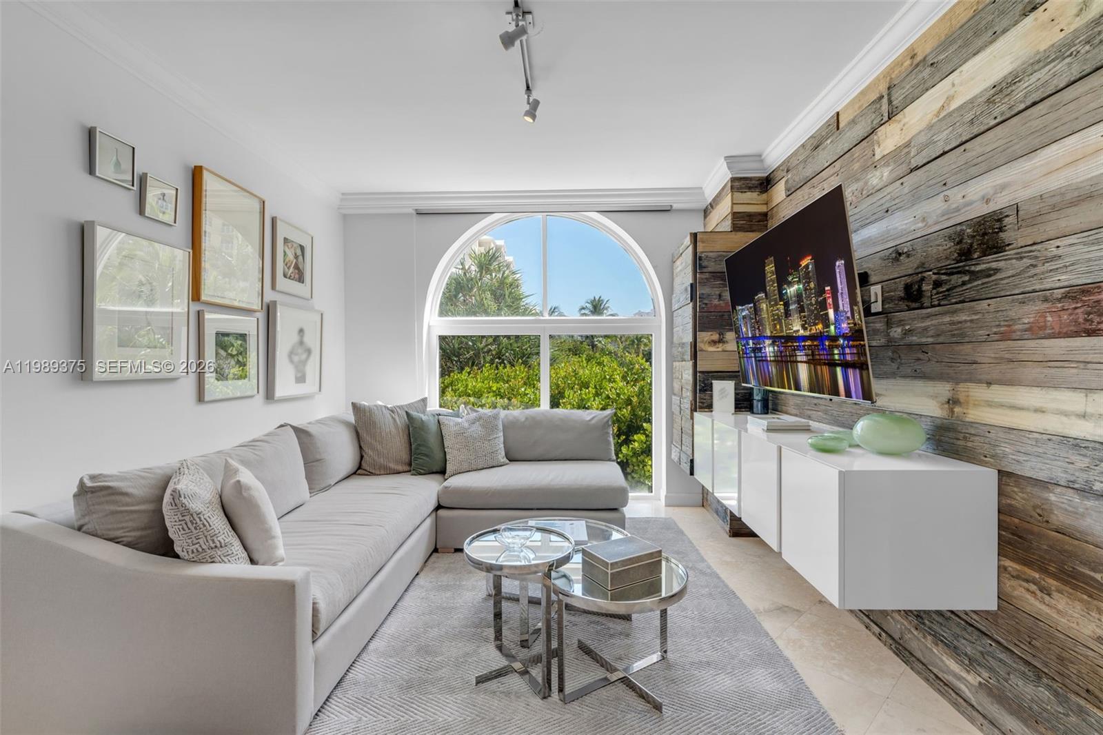 430 Grand Bay Dr #307 Key Biscayne, FL 33149