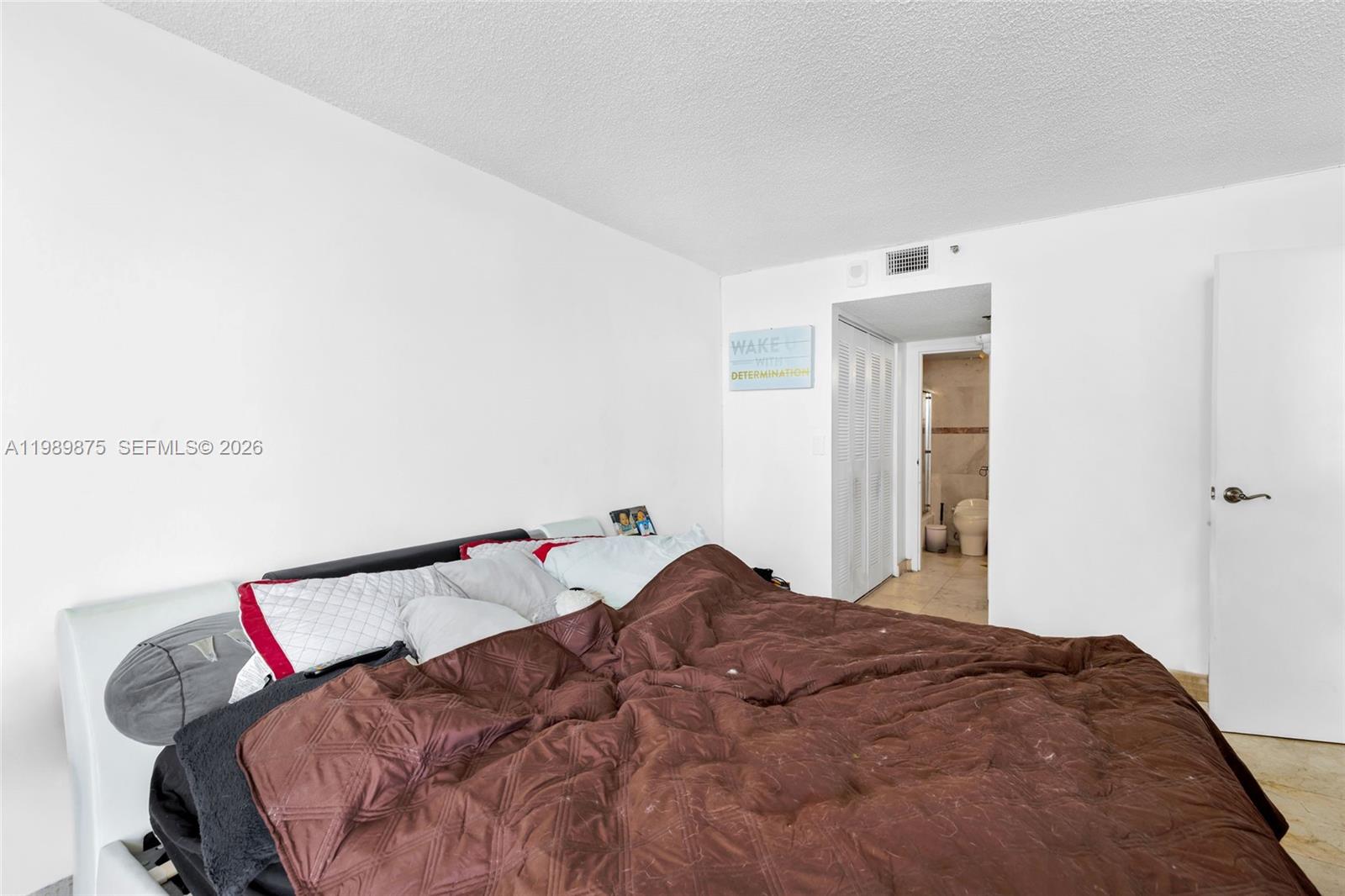 7601 E Treasure Dr #1924 North Bay Village, FL 33141