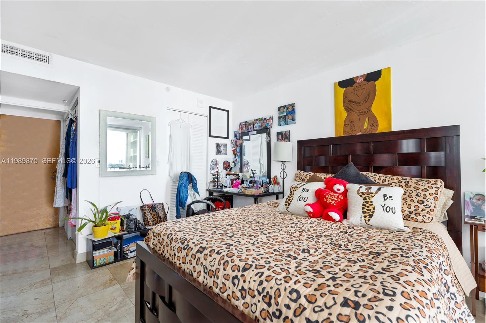 7601 E Treasure Dr #1924 North Bay Village, FL 33141