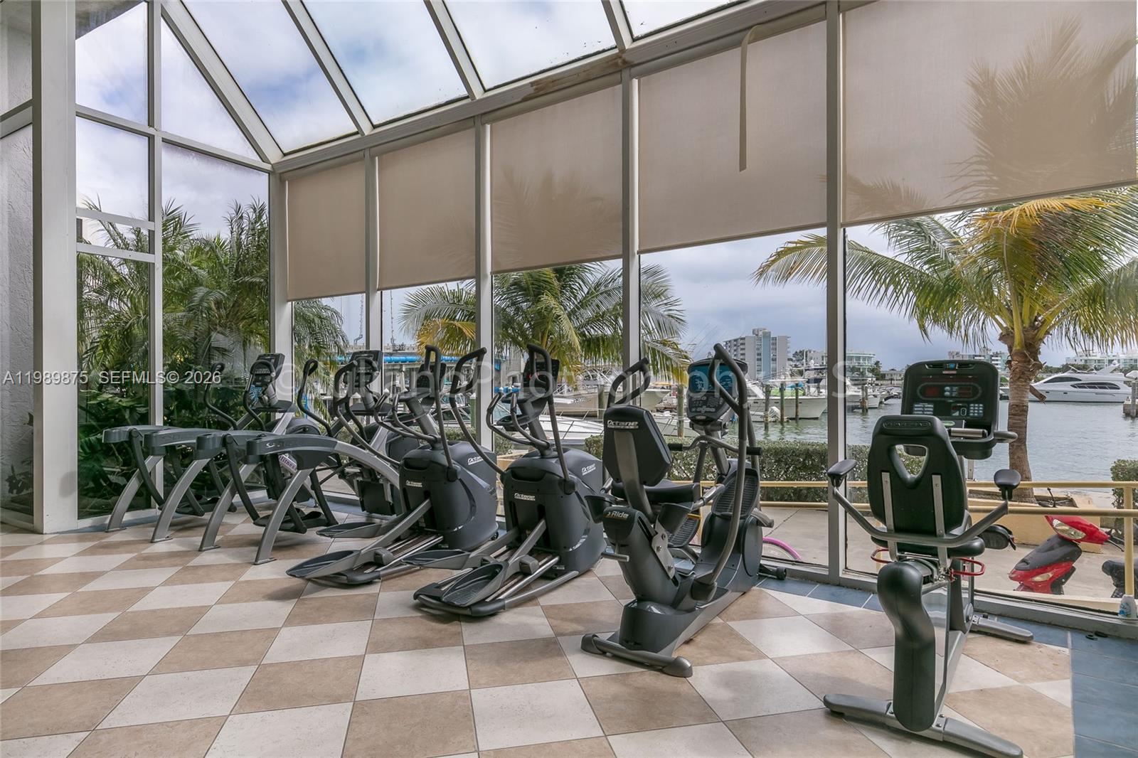 7601 E Treasure Dr #1924 North Bay Village, FL 33141