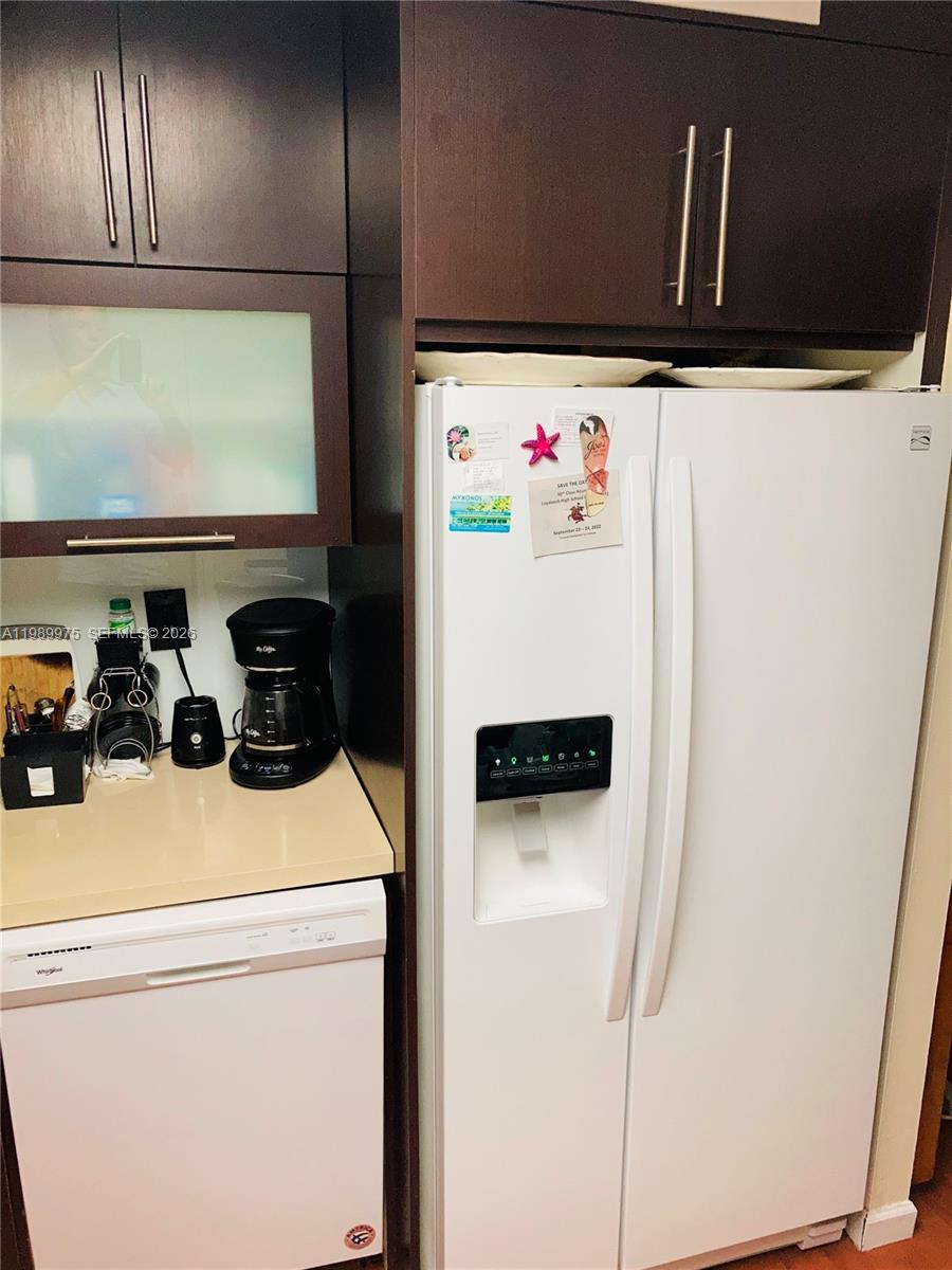 image Brickell Bay Club16