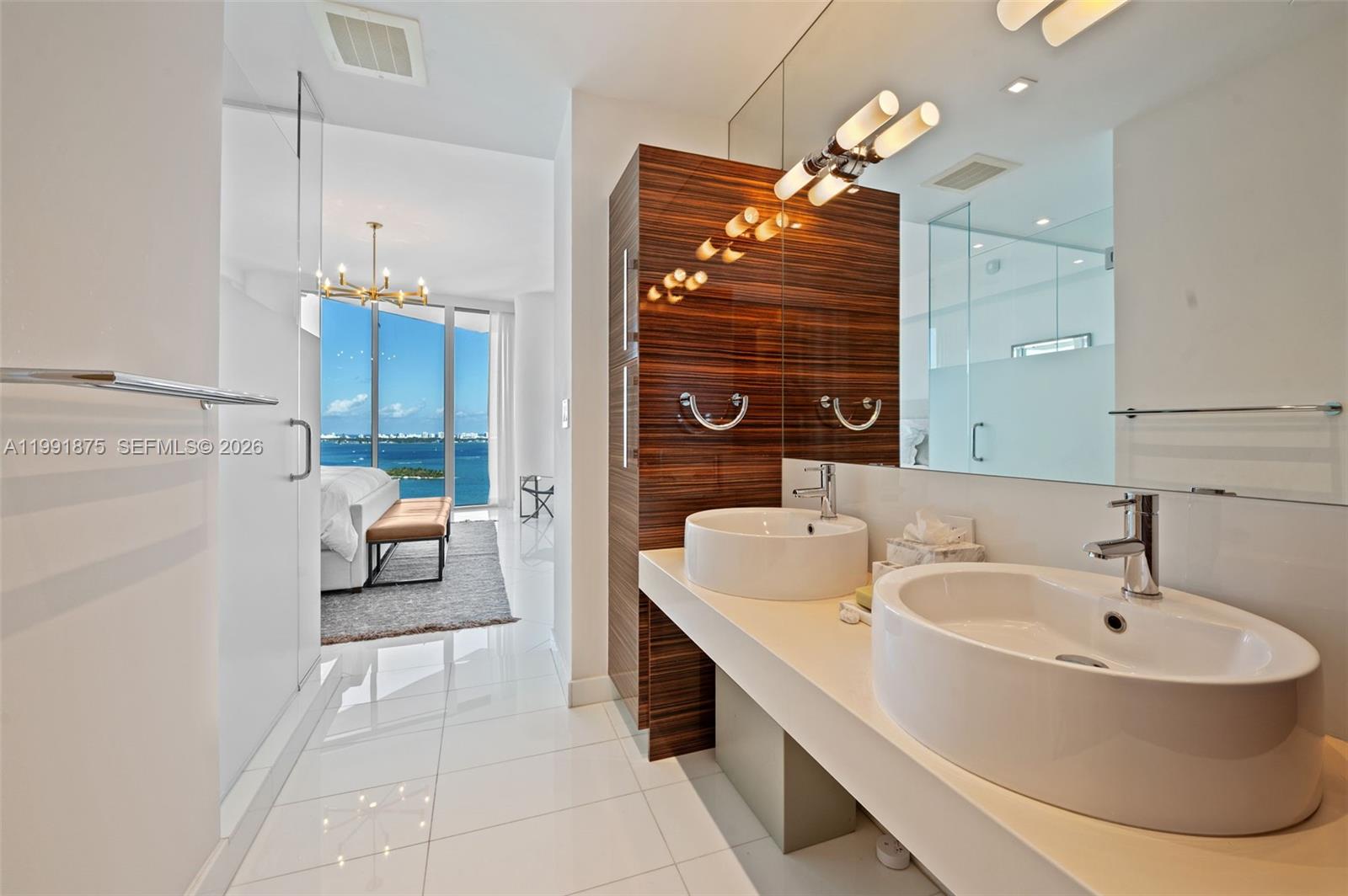 2020 N Bayshore Dr #2502 Miami, FL 33137