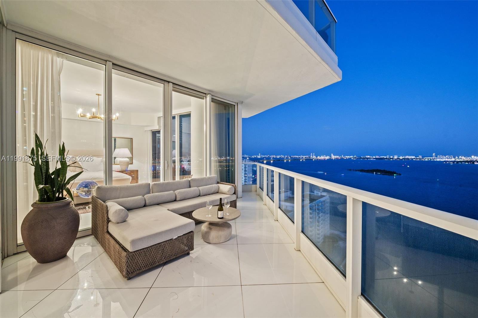 2020 N Bayshore Dr #2502 Miami, FL 33137