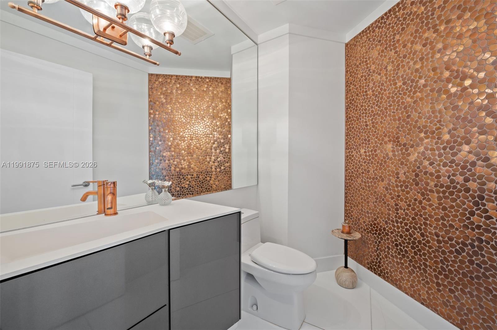 2020 N Bayshore Dr #2502 Miami, FL 33137