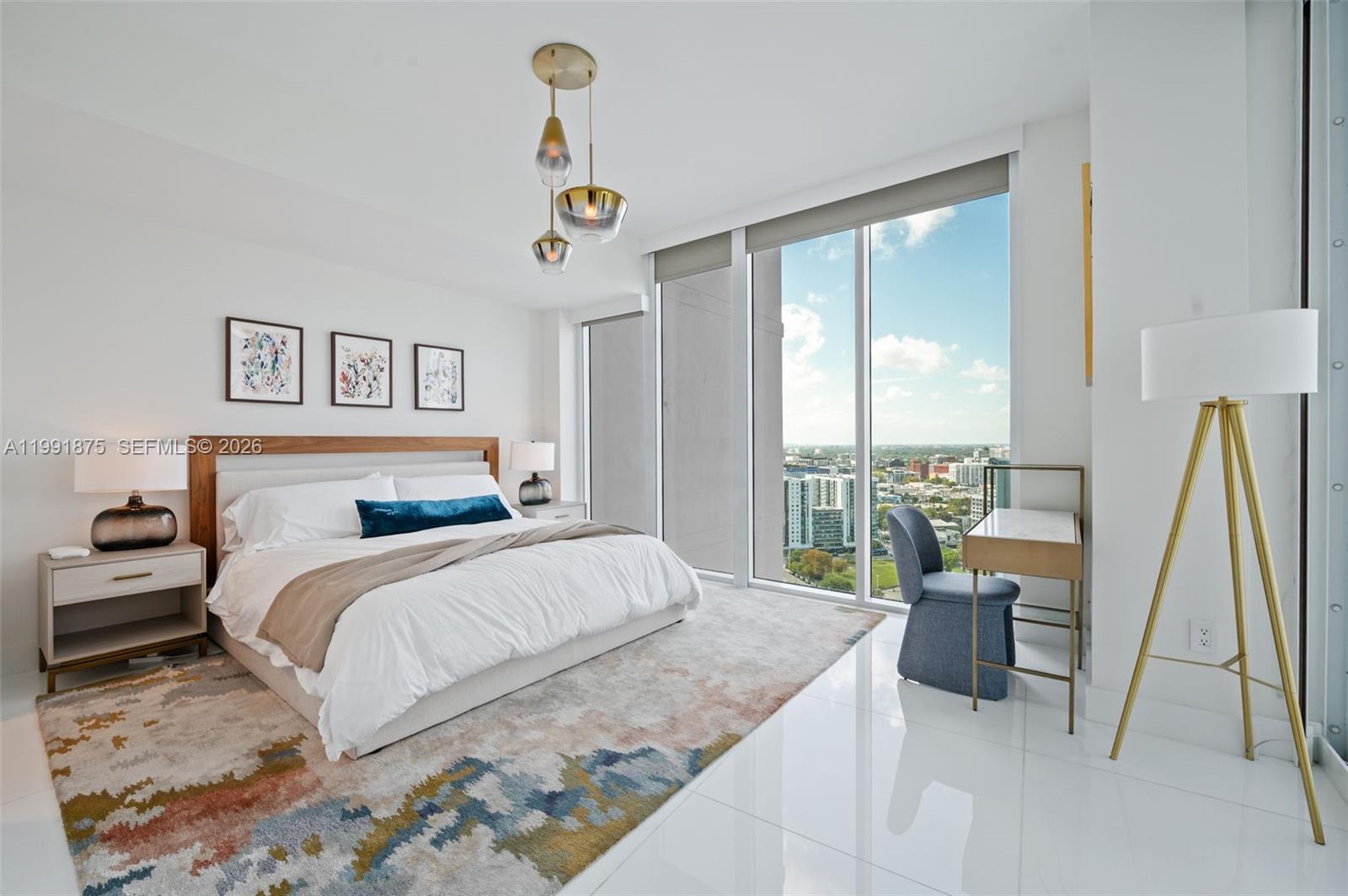 2020 N Bayshore Dr #2502 Miami, FL 33137