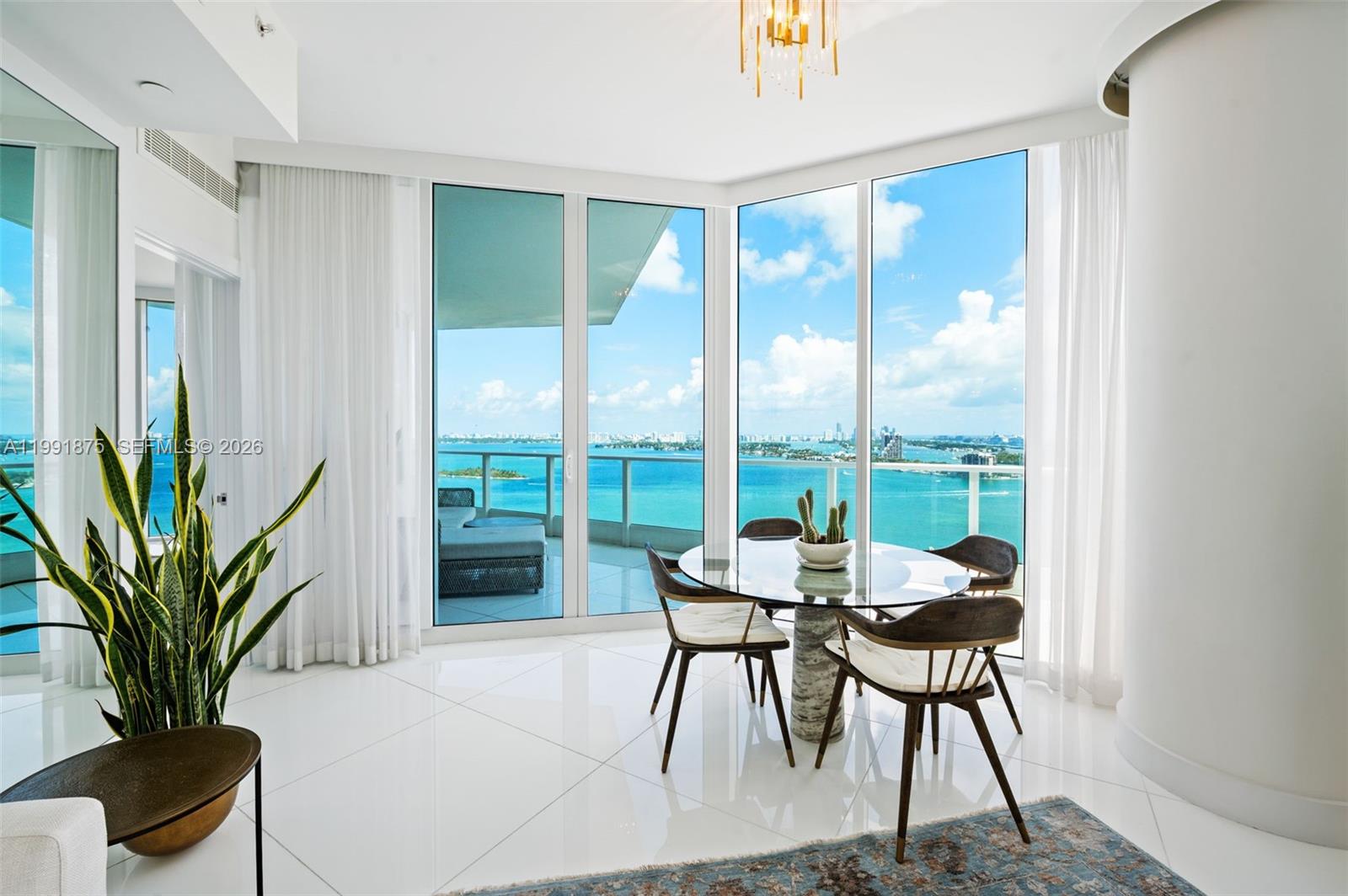 2020 N Bayshore Dr #2502 Miami, FL 33137