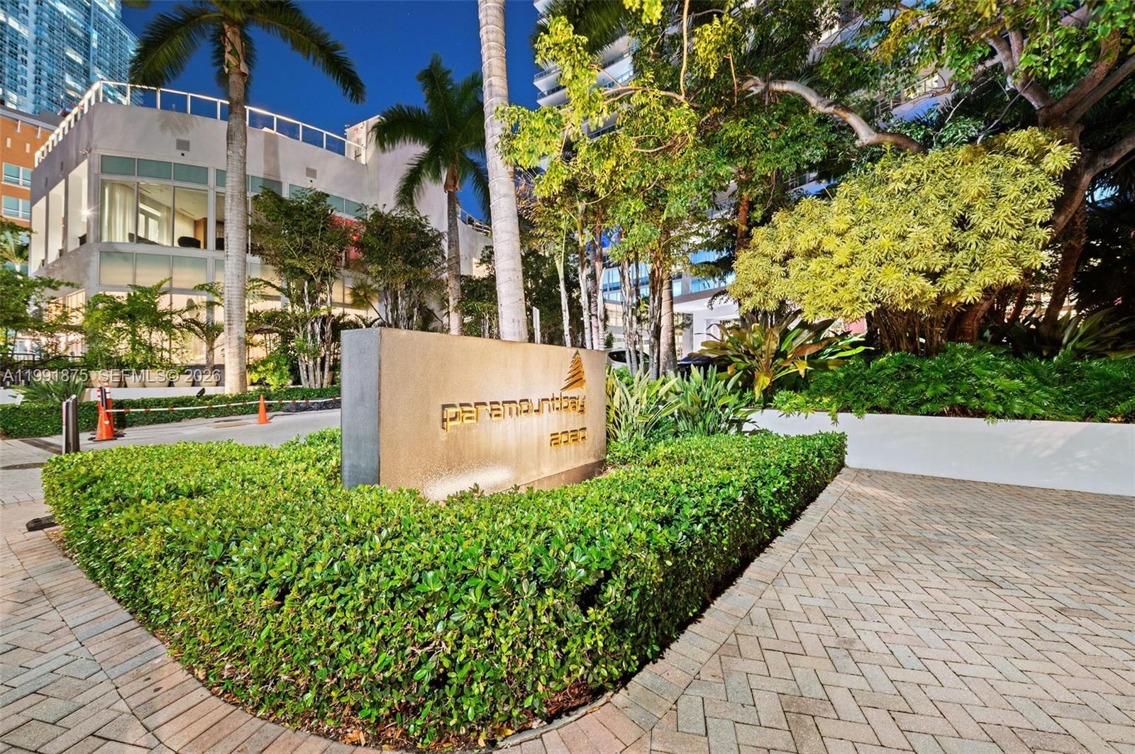 2020 N Bayshore Dr #2502 Miami, FL 33137