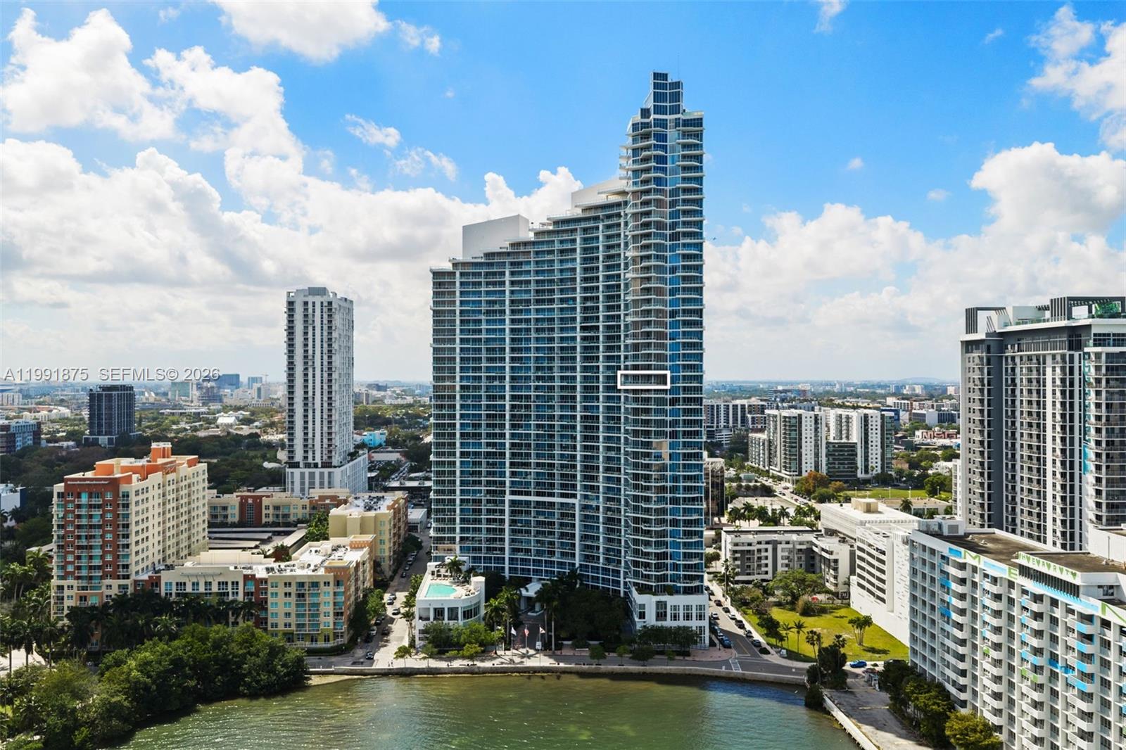 2020 N Bayshore Dr #2502 Miami, FL 33137