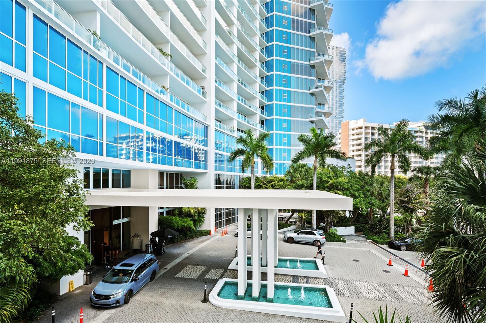 2020 N Bayshore Dr #2502 Miami, FL 33137