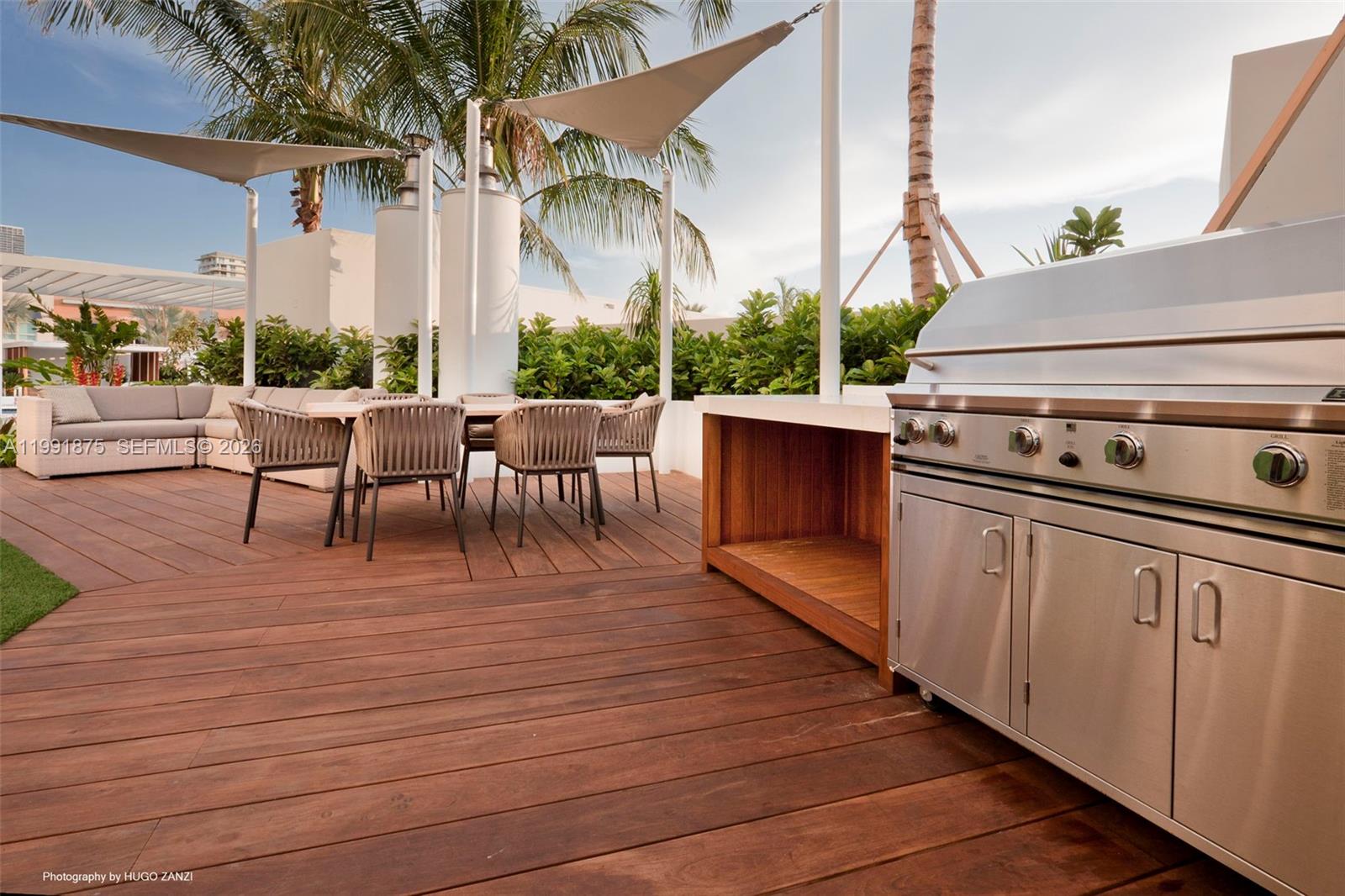 2020 N Bayshore Dr #2502 Miami, FL 33137