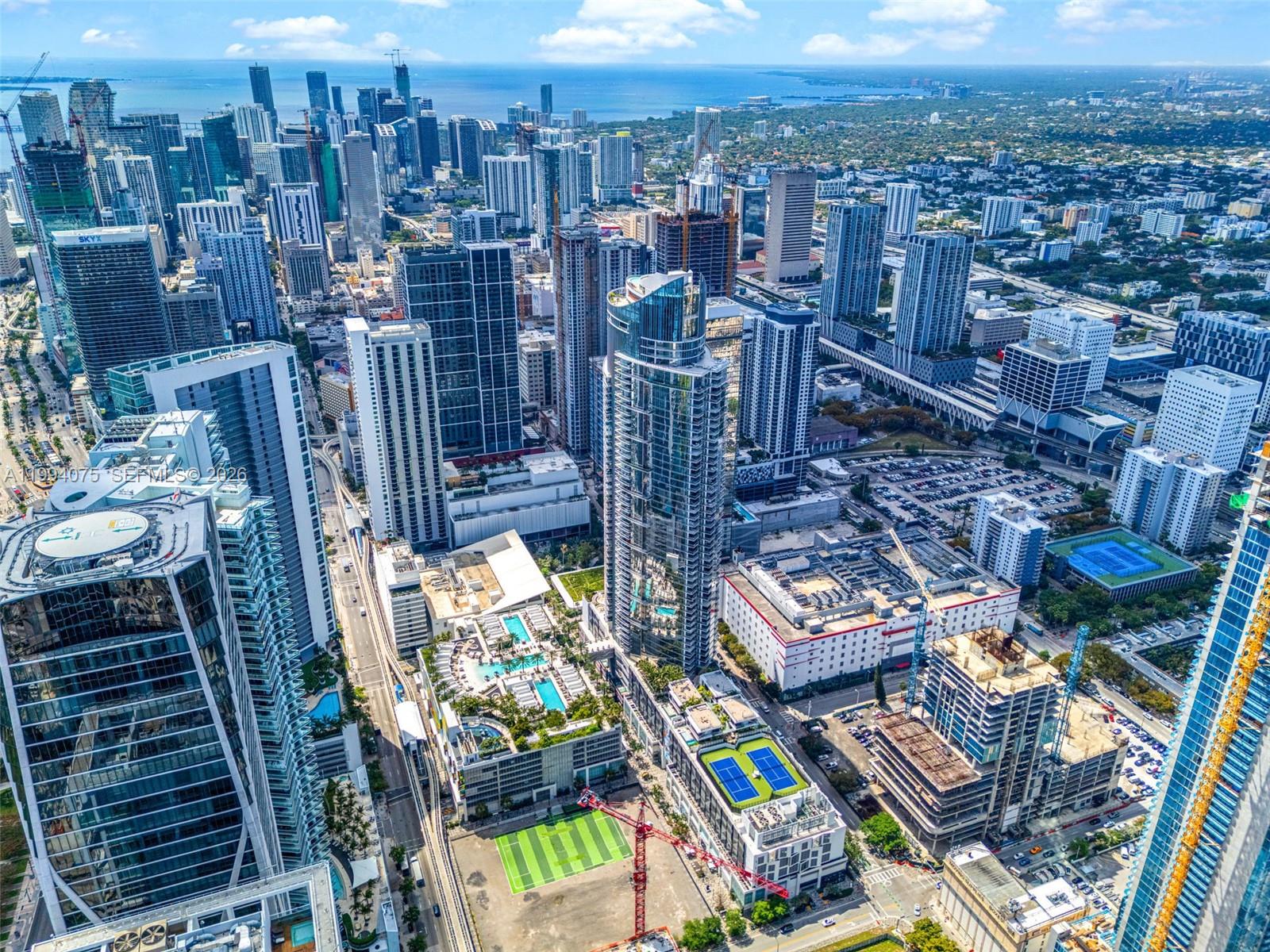 image Paramount Miami Worldcenter35
