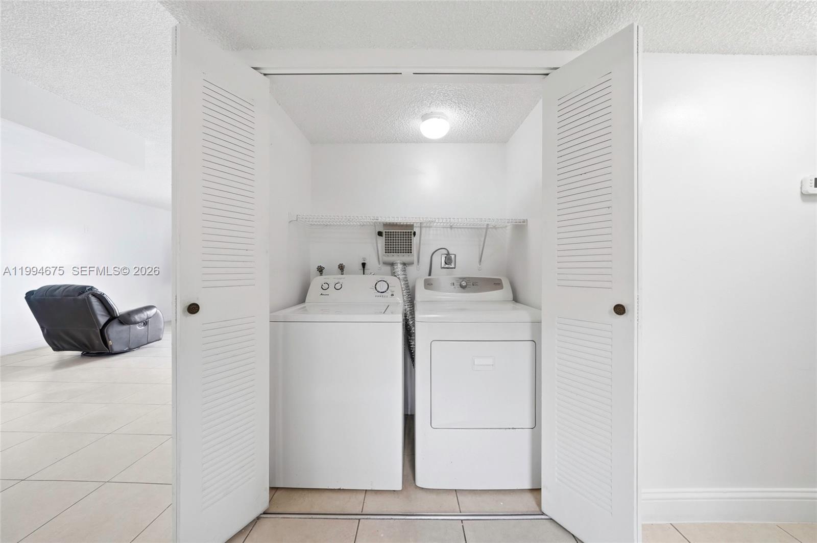 9375 Fontainebleau Blvd #L301 Miami, FL 33172