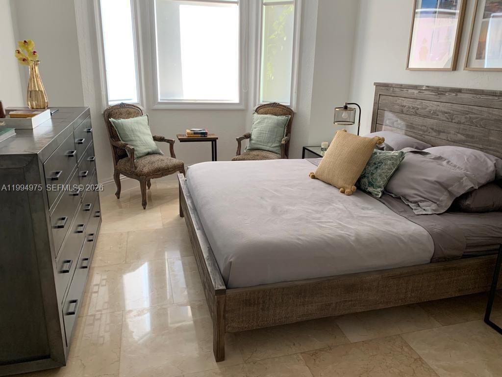 8 Turtle Walk #8 Key Biscayne, FL 33149