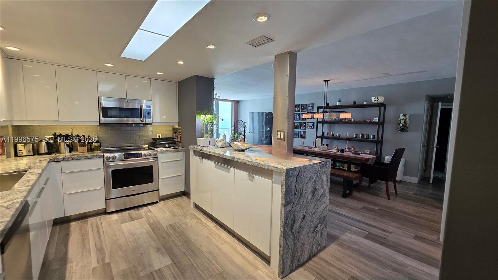 5825 Collins Ave #8J