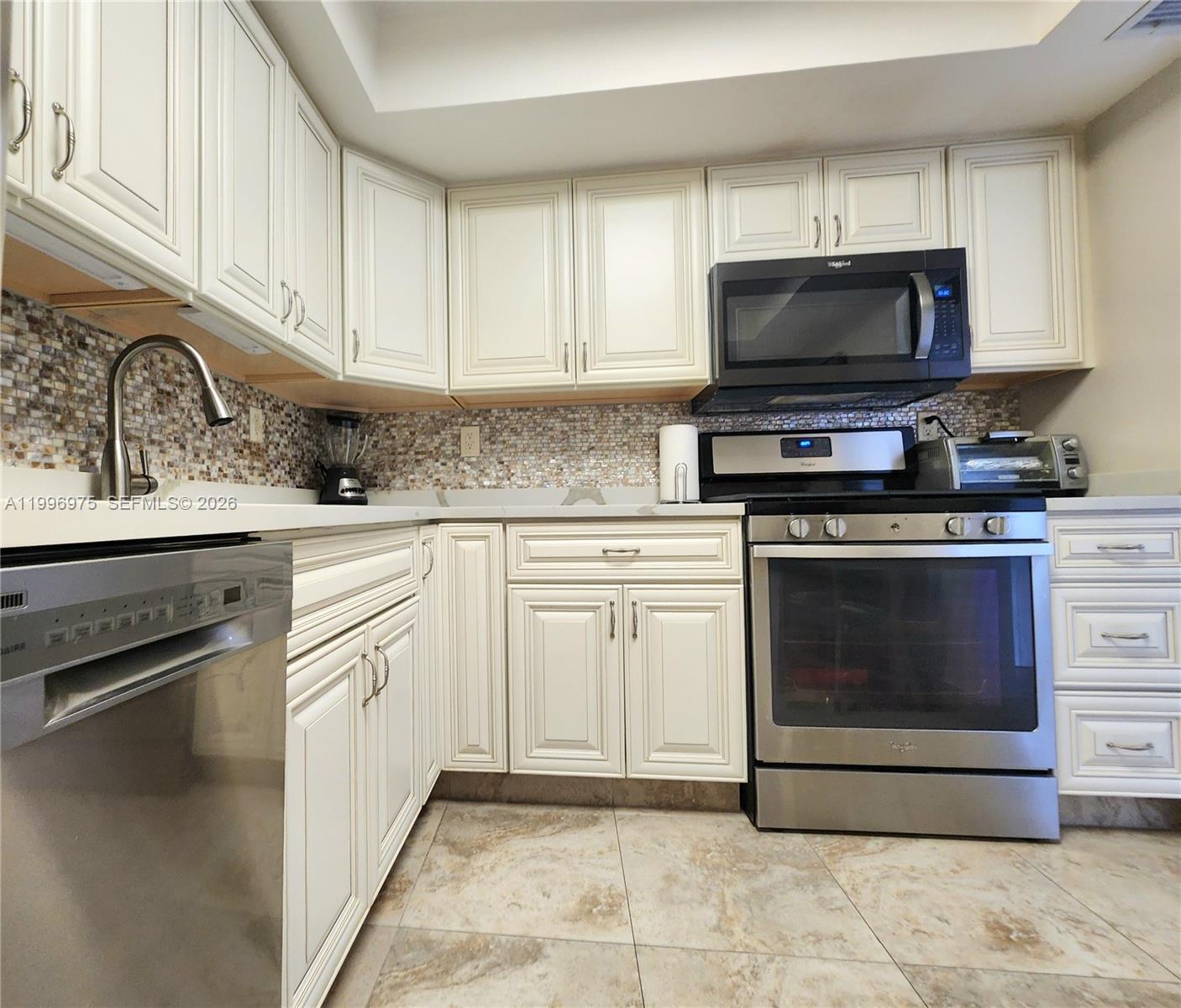 2030 S Ocean Dr #515 Hallandale Beach, FL 33009