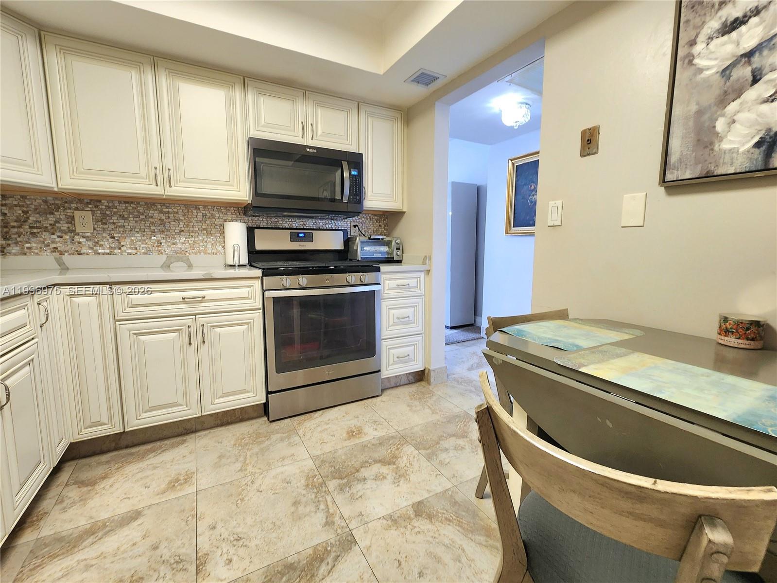 2030 S Ocean Dr #515 Hallandale Beach, FL 33009