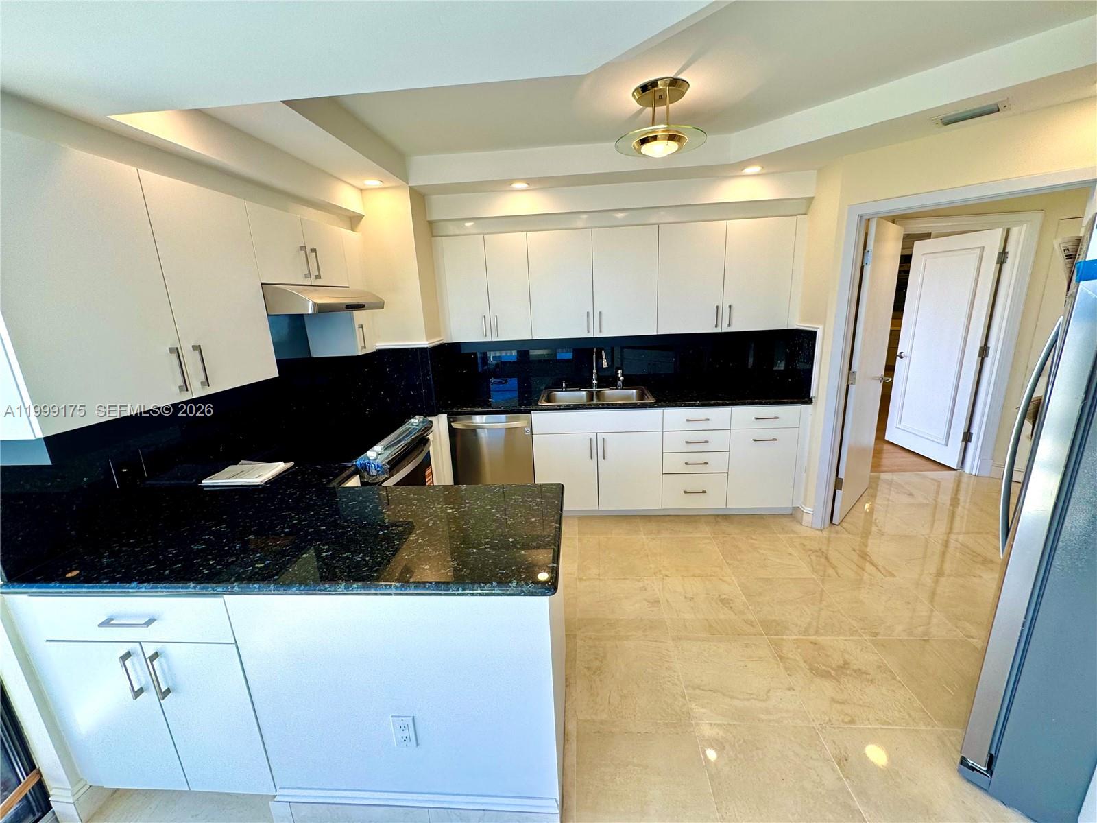 2000 Island Blvd #1801 Aventura, FL 33160