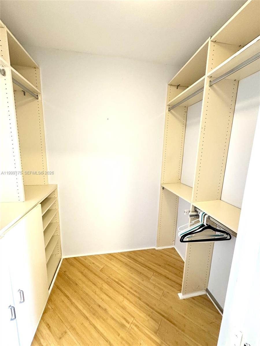 2000 Island Blvd #1801 Aventura, FL 33160