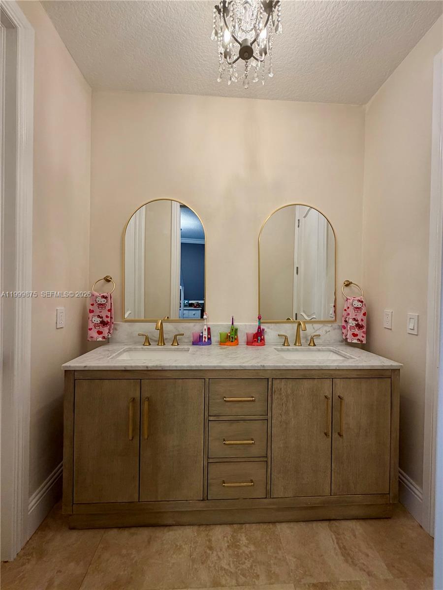 9494 SW 125th Ter Miami, FL 33176