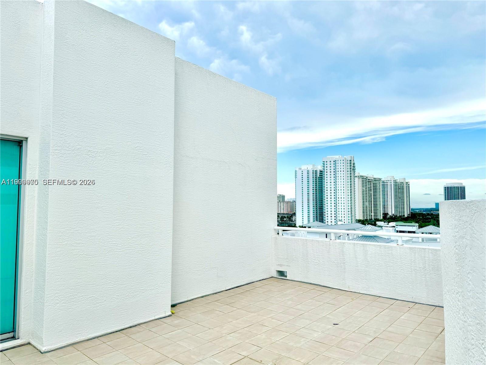 3131 NE 188th St #2-1213 Aventura, FL 33180