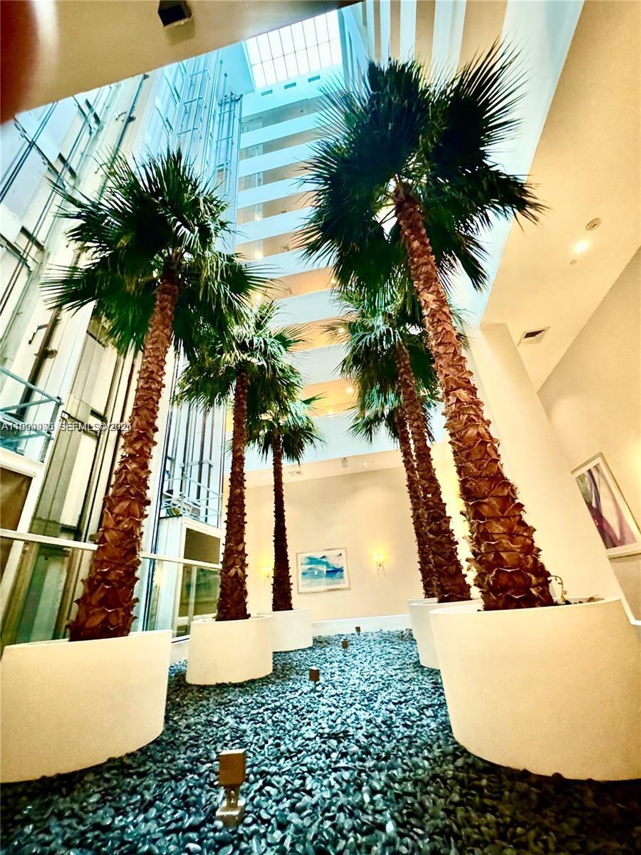 3131 NE 188th St #2-1213 Aventura, FL 33180