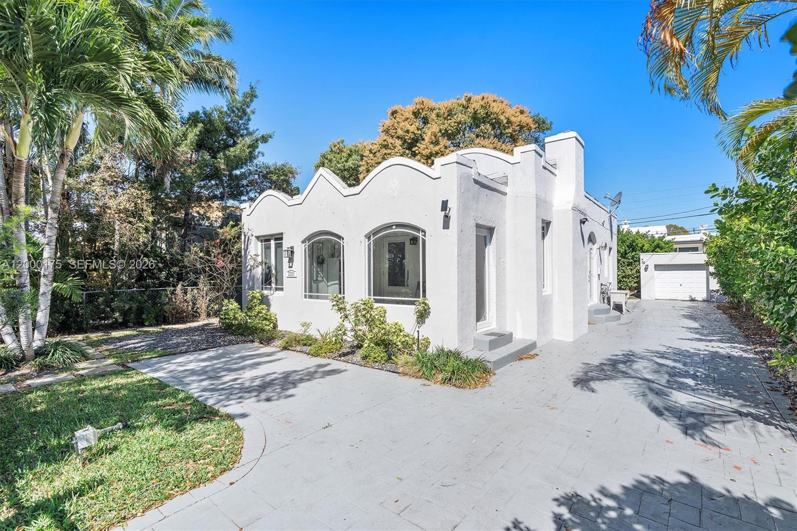 2231 SW 17th St Miami, FL 33145