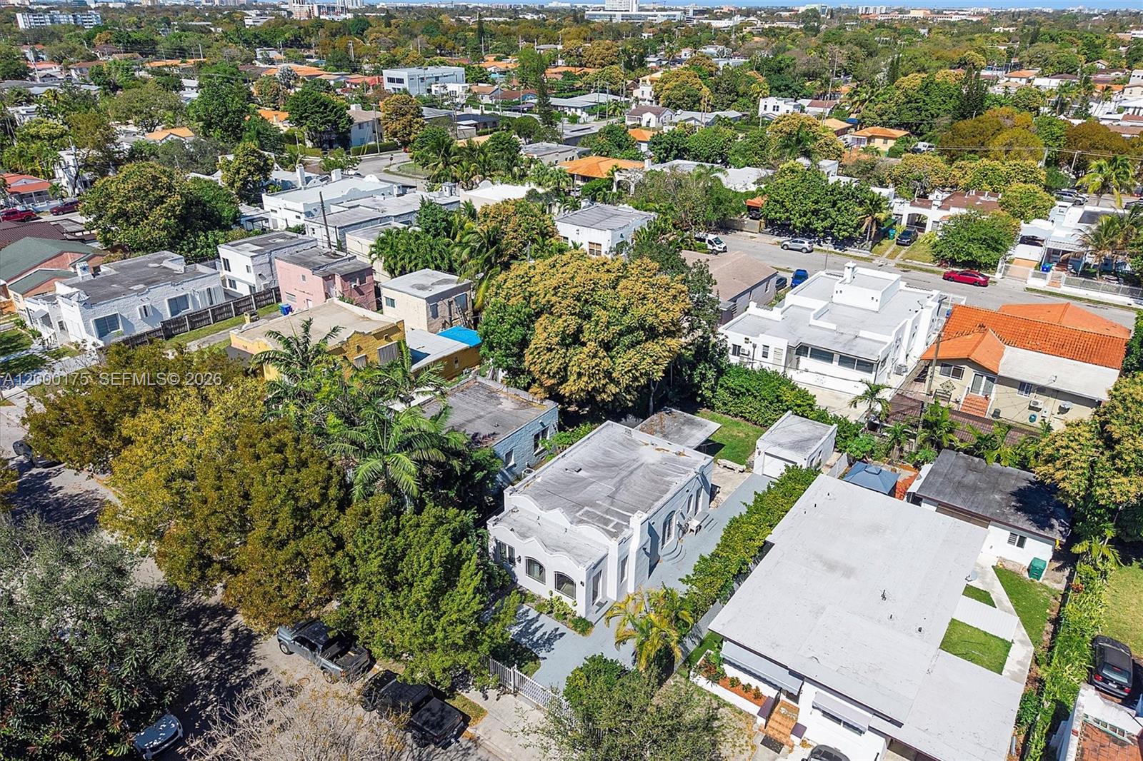 2231 SW 17th St Miami, FL 33145