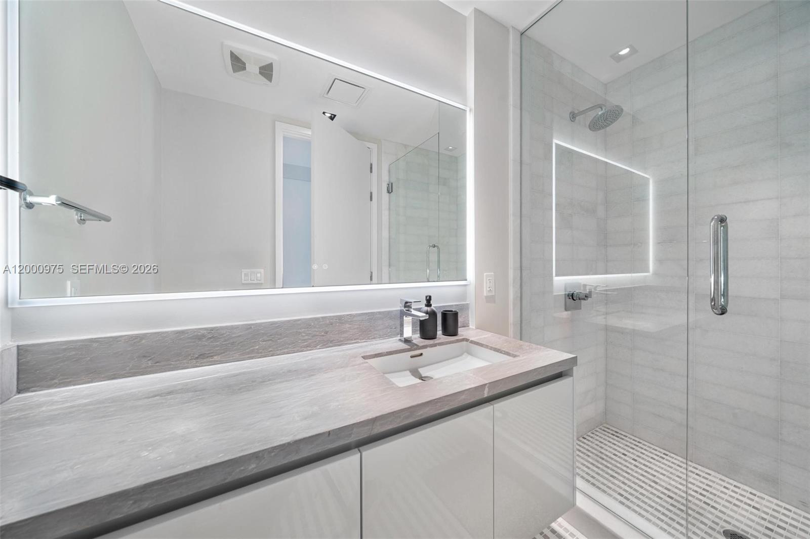 700 NE 26th Ter #3901 Miami, FL 33137