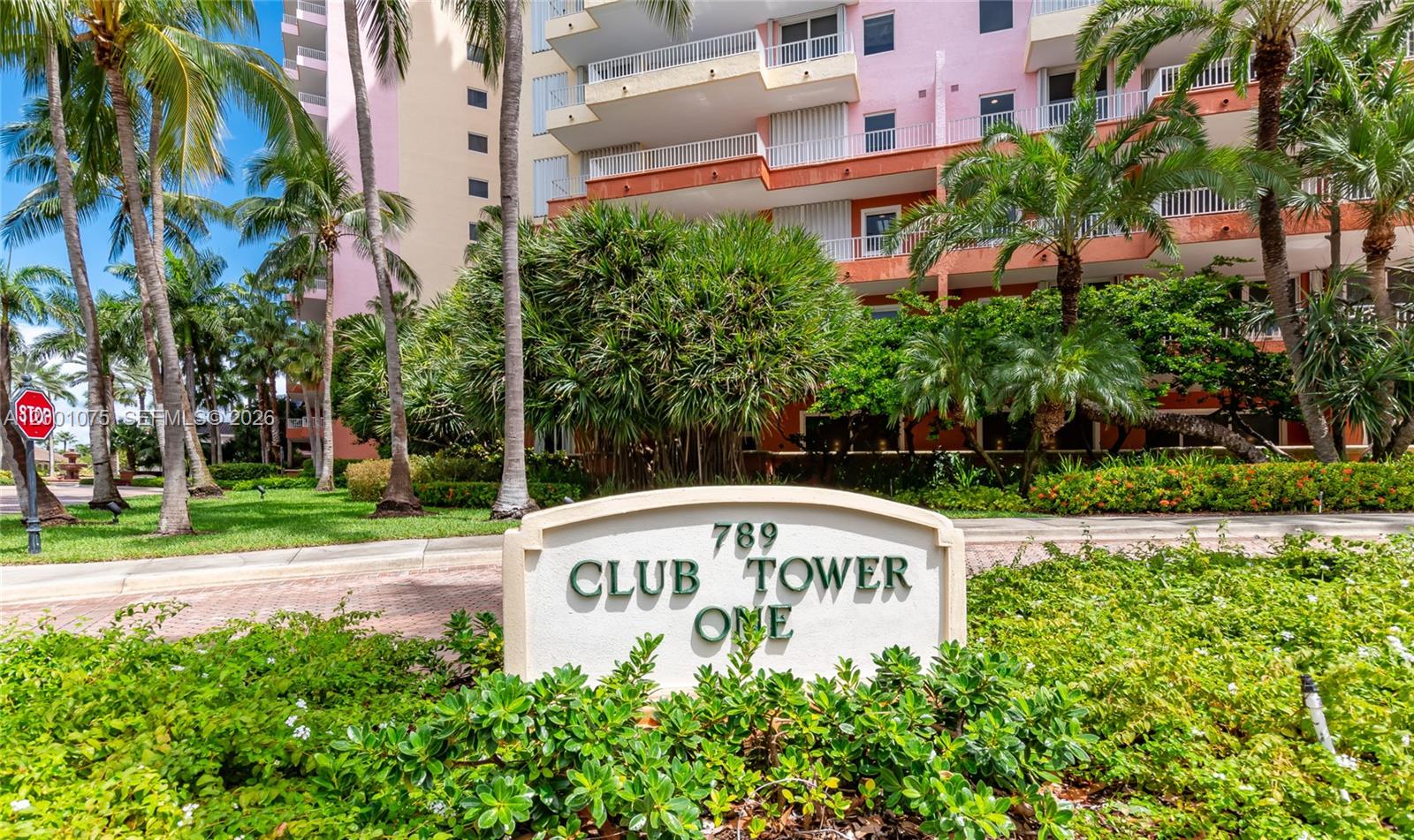 image Club Tower One32