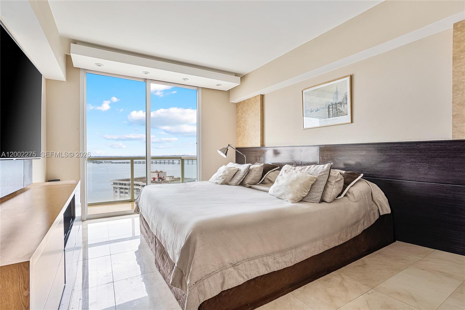 image Emerald at Brickell11