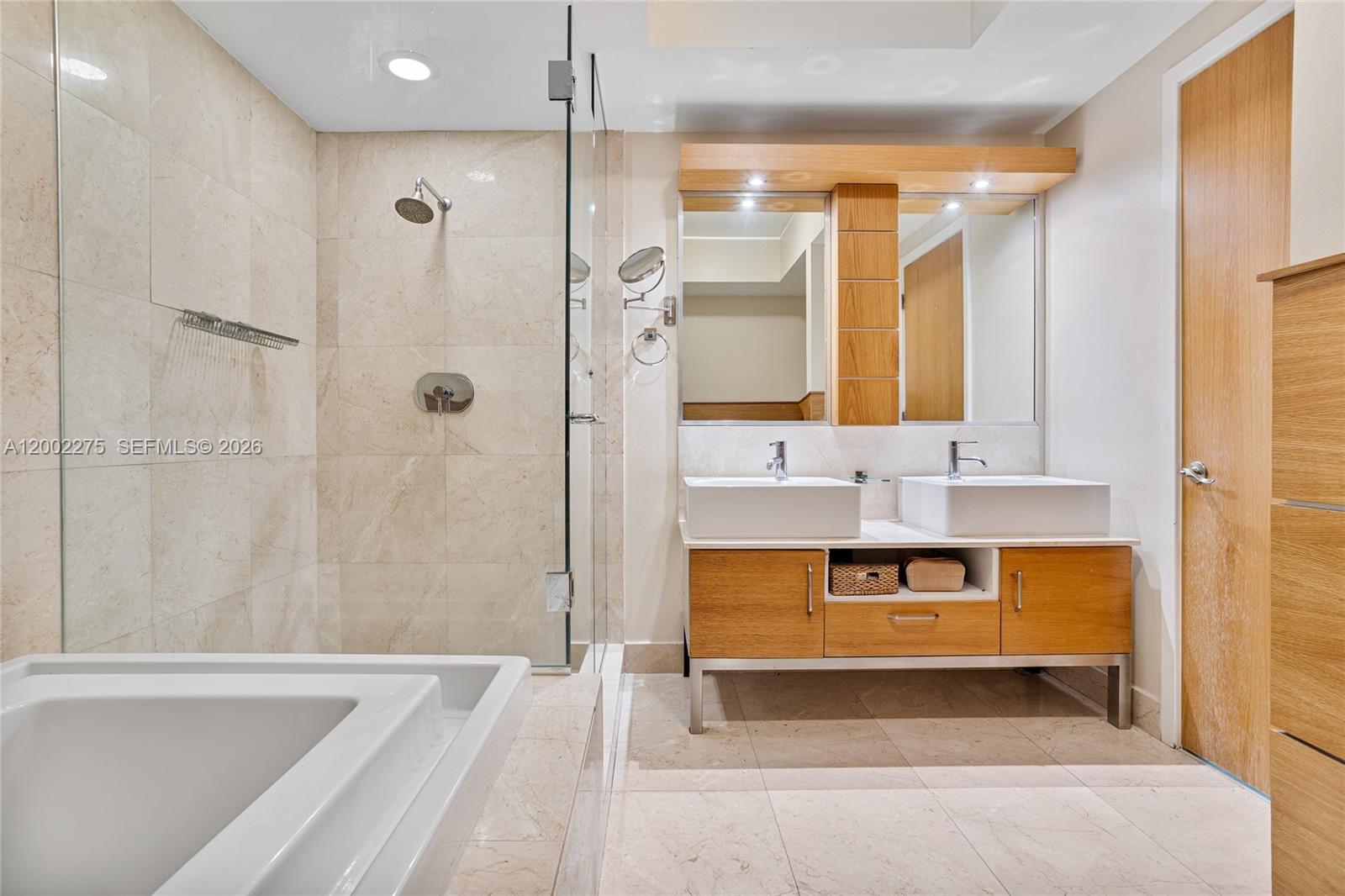 image Emerald at Brickell15
