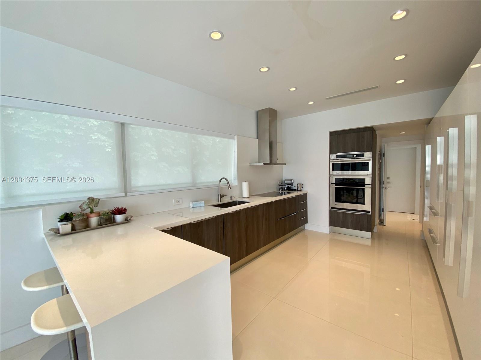 265 N Shore Dr Miami Beach, FL 33141