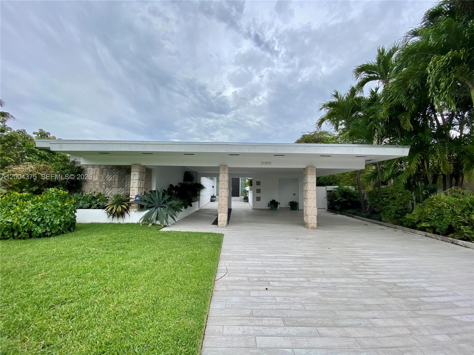 265 N Shore Dr Miami Beach, FL 33141