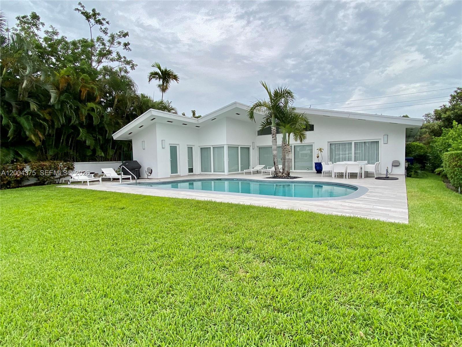 265 N Shore Dr Miami Beach, FL 33141