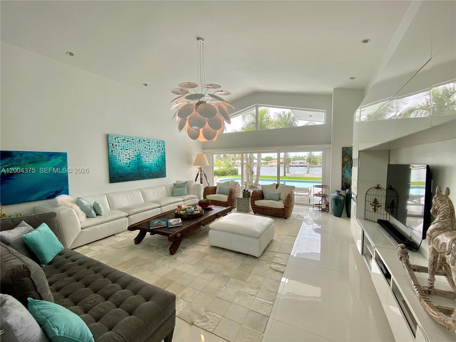 265 N Shore Dr Miami Beach, FL 33141