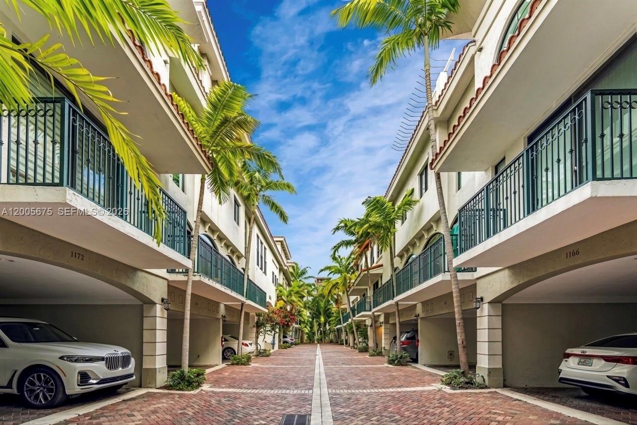 1160 98th St Bay Harbor Islands, FL 33154