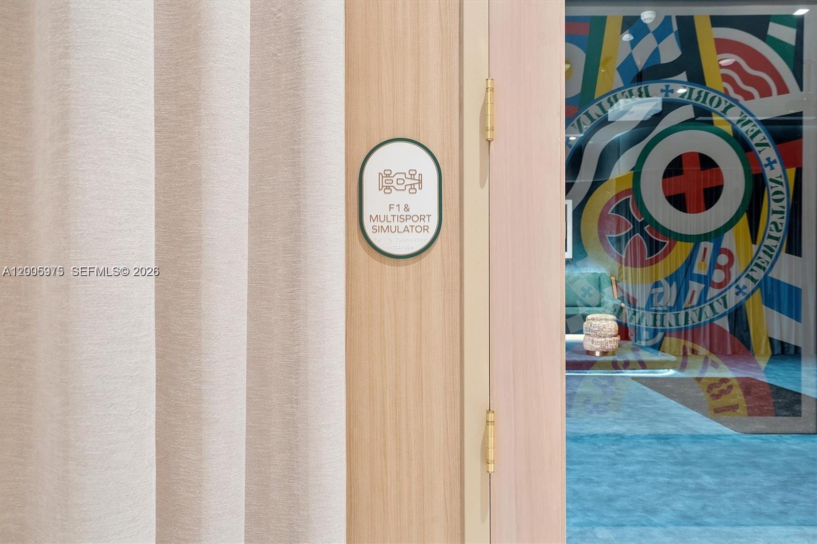 77 SE 5th St #4106 Miami, FL 33131