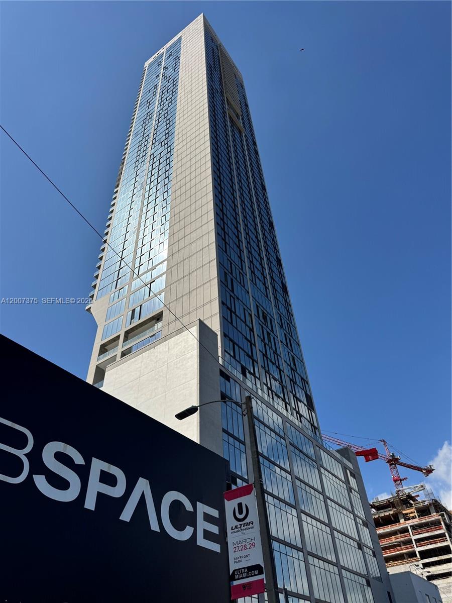 image E11EVEN Hotel & Residences0