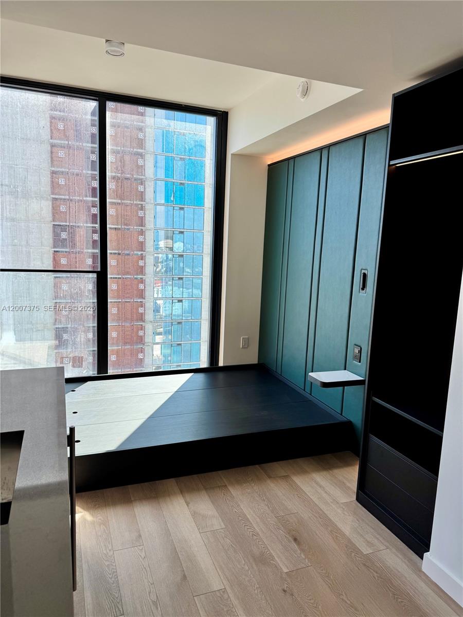 image E11EVEN Hotel & Residences4