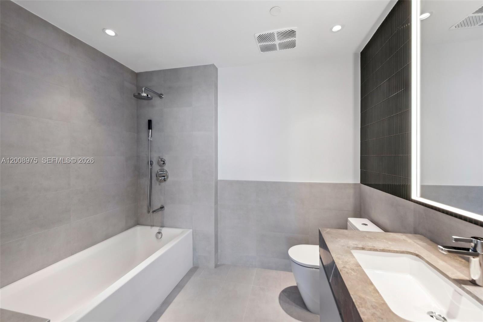 500 Alton Rd #3004 Miami Beach, FL 33139