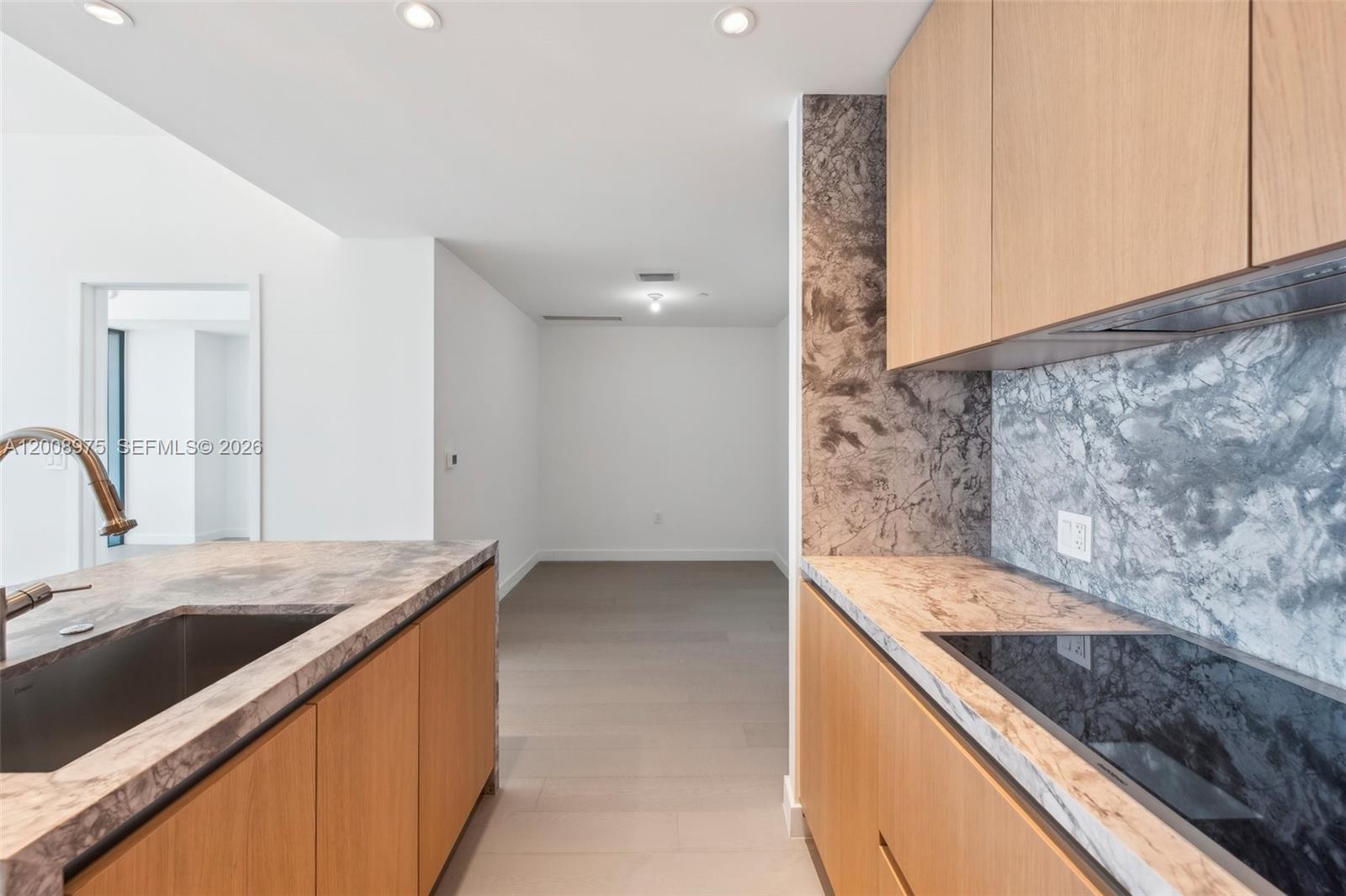 500 Alton Rd #3004 Miami Beach, FL 33139