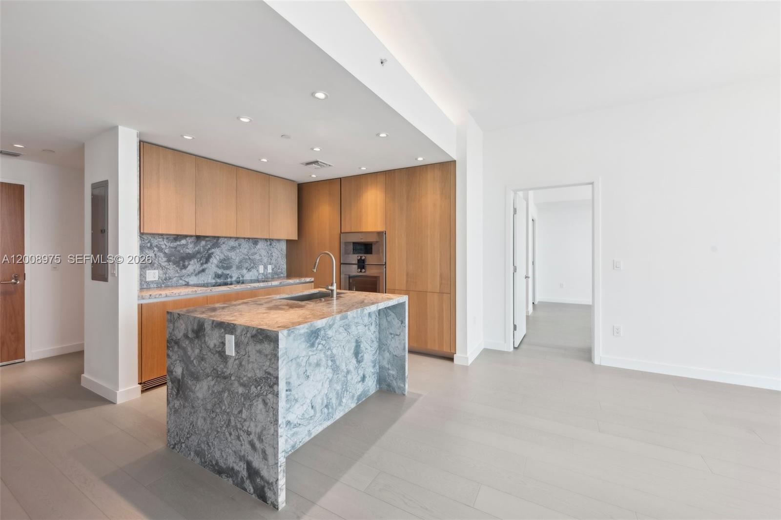 500 Alton Rd #3004 Miami Beach, FL 33139