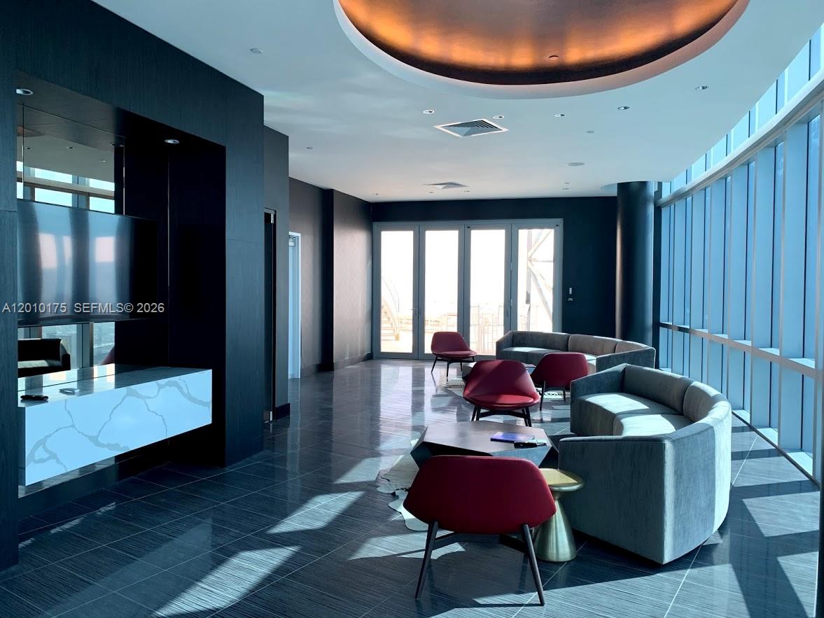 image Paramount Miami Worldcenter53