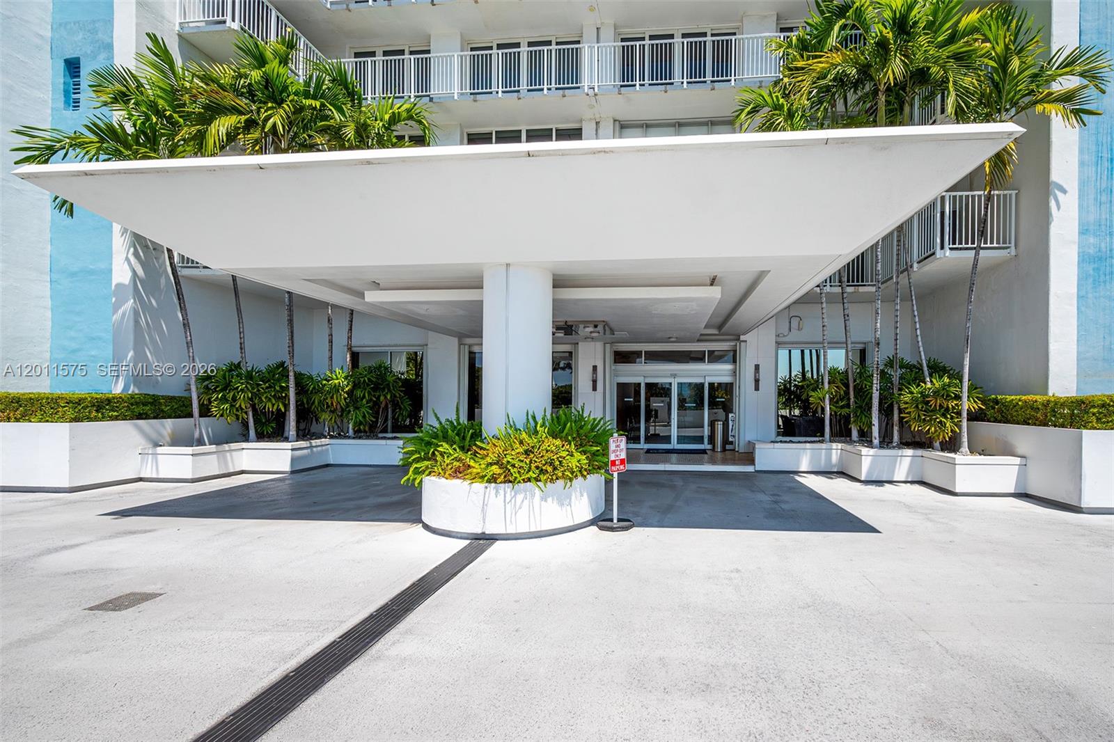 881 Ocean Dr #7D Key Biscayne, FL 33149