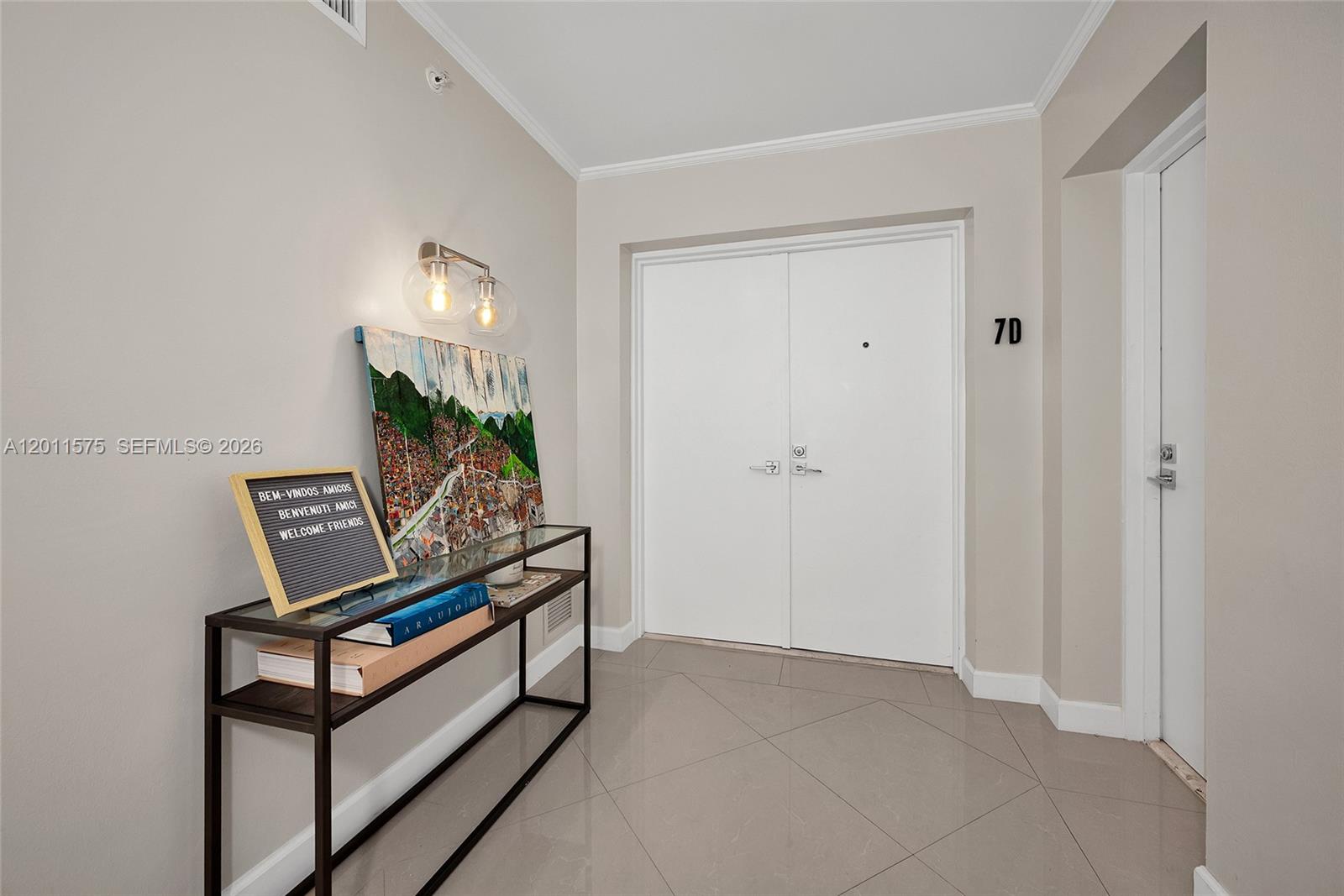 881 Ocean Dr #7D Key Biscayne, FL 33149