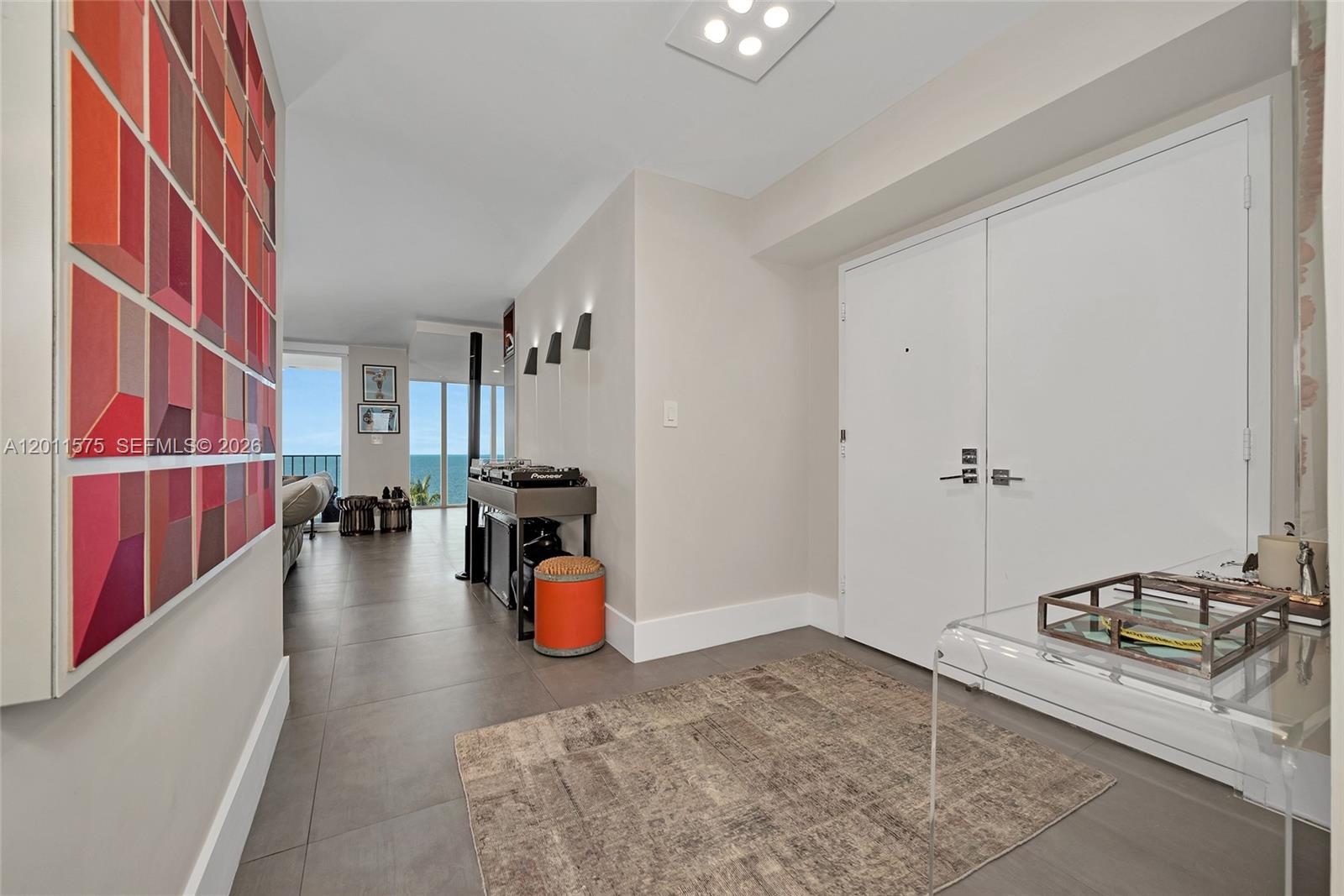 881 Ocean Dr #7D Key Biscayne, FL 33149